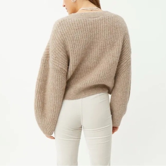 Weekday Hilevi Willow Tan Women's Sweater Cardigan S Balloon Sleeve Oversized - Picture 6 of 14